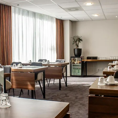 أمراث غراند فرانس هالس فندق