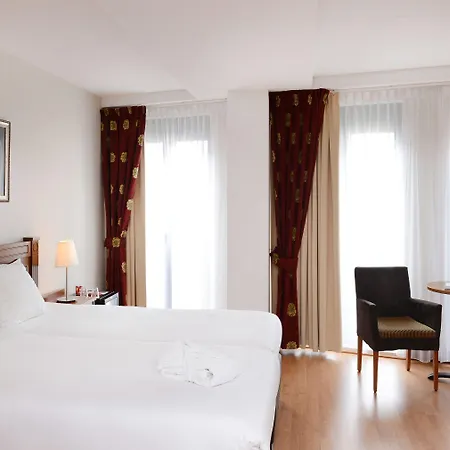 أمراث غراند فرانس هالس فندق هارلم