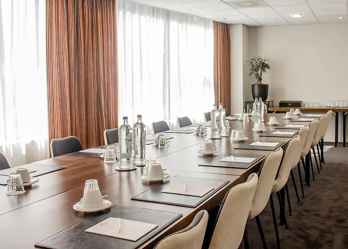 アムラス グランド フランス ハルス 4* ハーレム