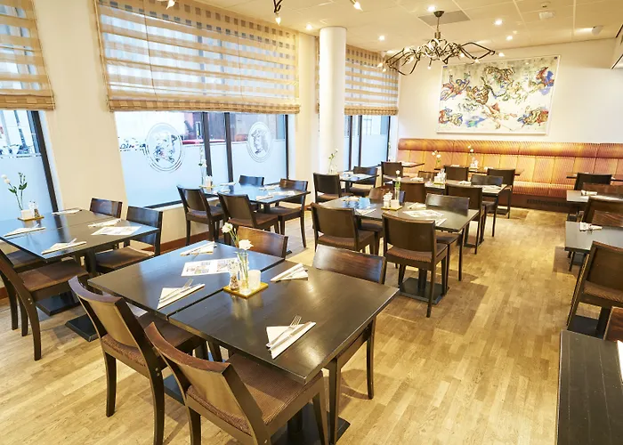 Hotel Amrâth Grand Frans Hals 4*