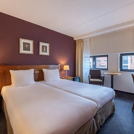 Отель Amrath Grand Frans Hals 4*